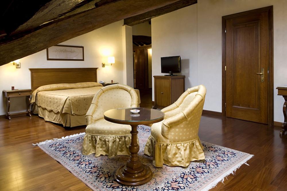 Albergo Delle Notarie