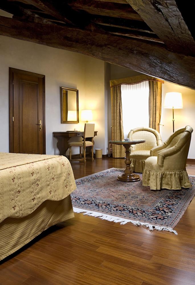 Albergo Delle Notarie