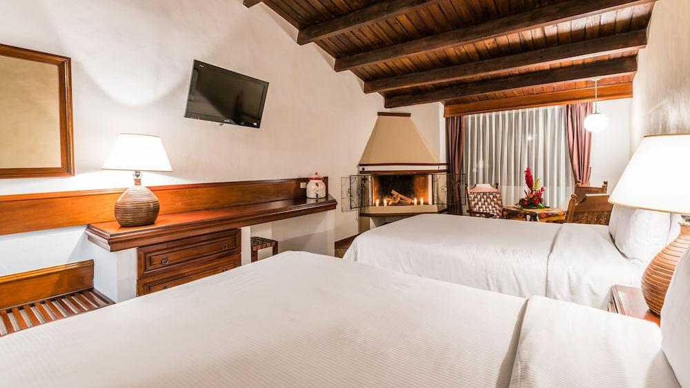 Hotel Soleil La Antigua