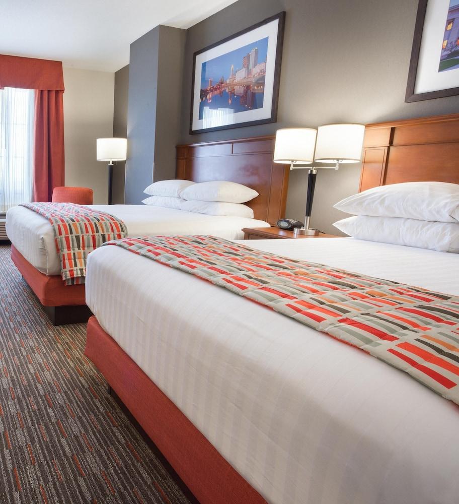 Drury Inn & Suites Columbus Grove City