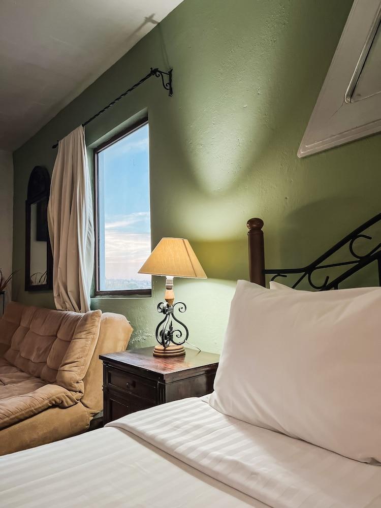 Los Agaves Hotel Boutique