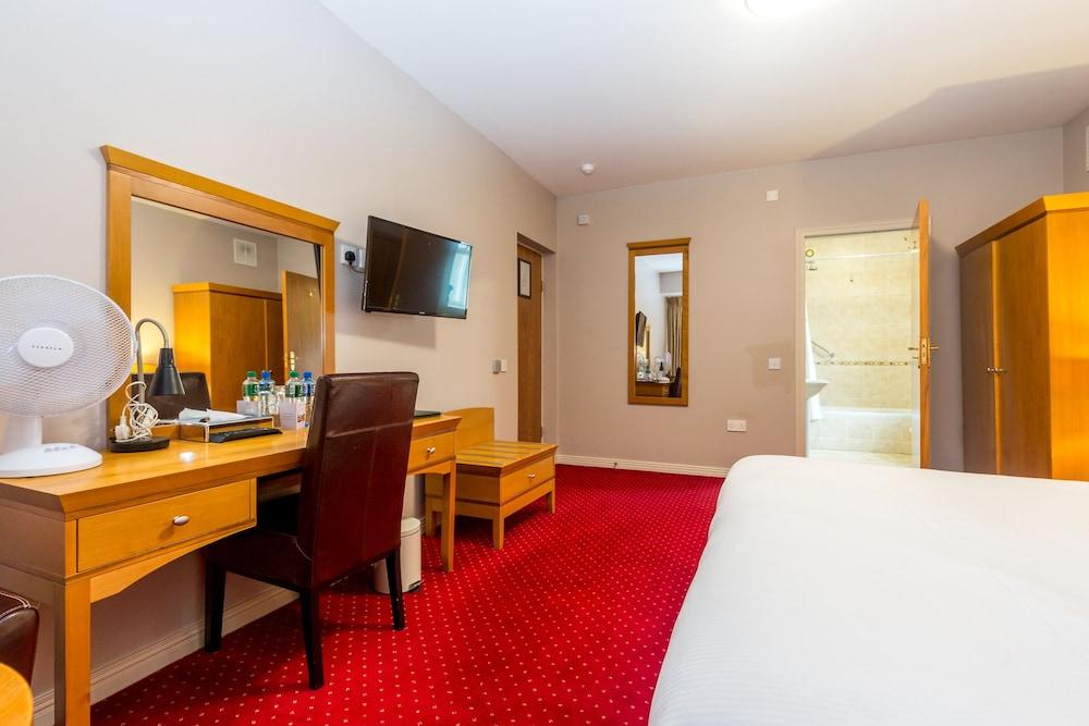 Airport View Hotel & Secret Spa