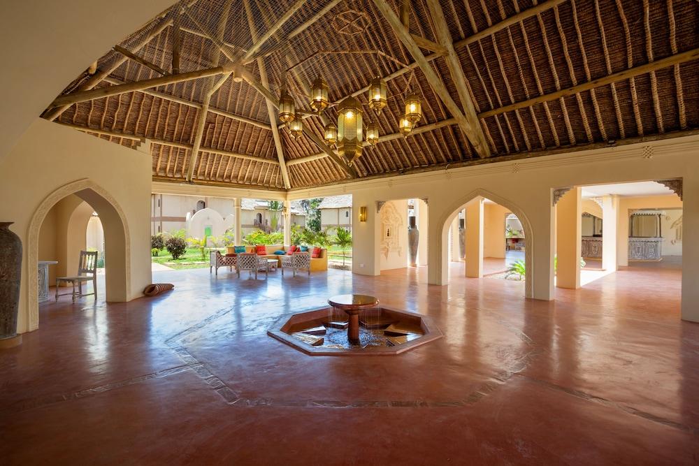 Neptune Paradise Beach Resort & Spa