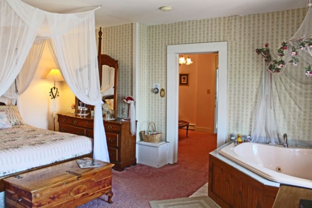 Belle Aire Mansion Guest House