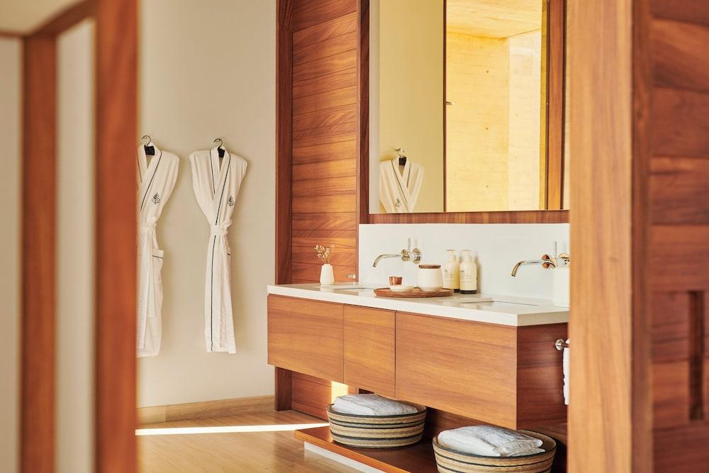 Four Seasons Resort Tamarindo