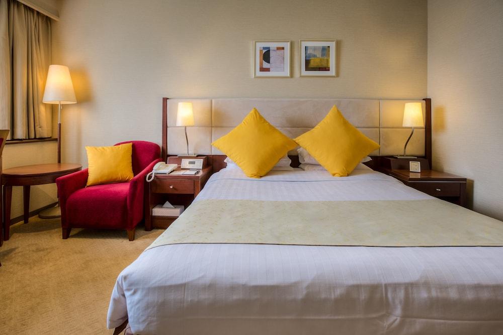 Okayama International Hotel