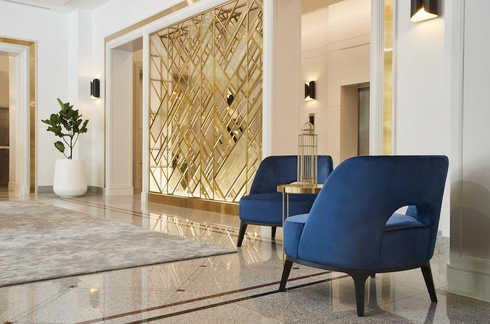 Bliston Suwan Park View