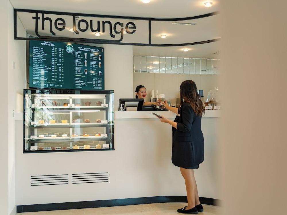 Millennium Lakeview Hotel