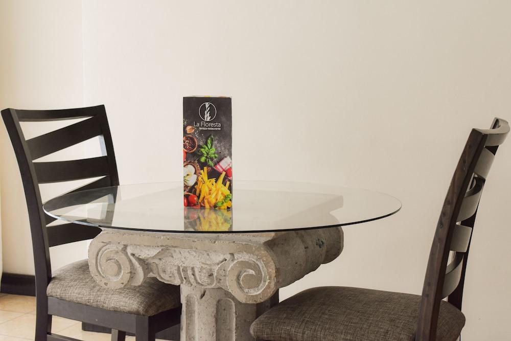 Country Hotel and Suites