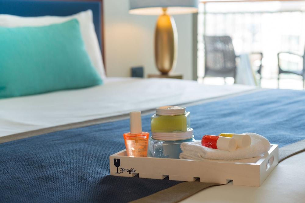 U Magic Palace Hotel