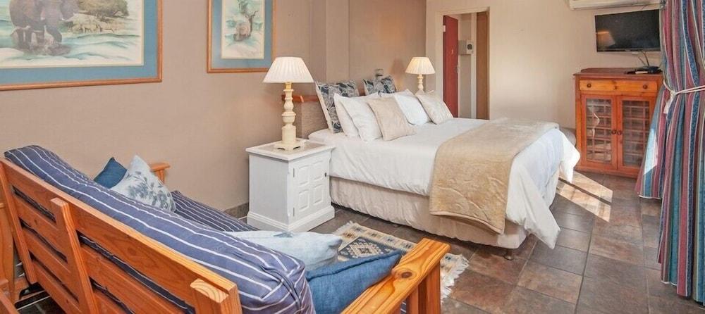 18 on Kloof Bed and Breakfast