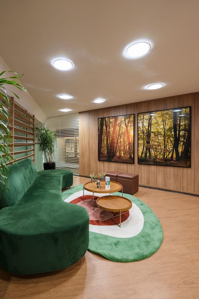 Central Park Hotel by Bourbon