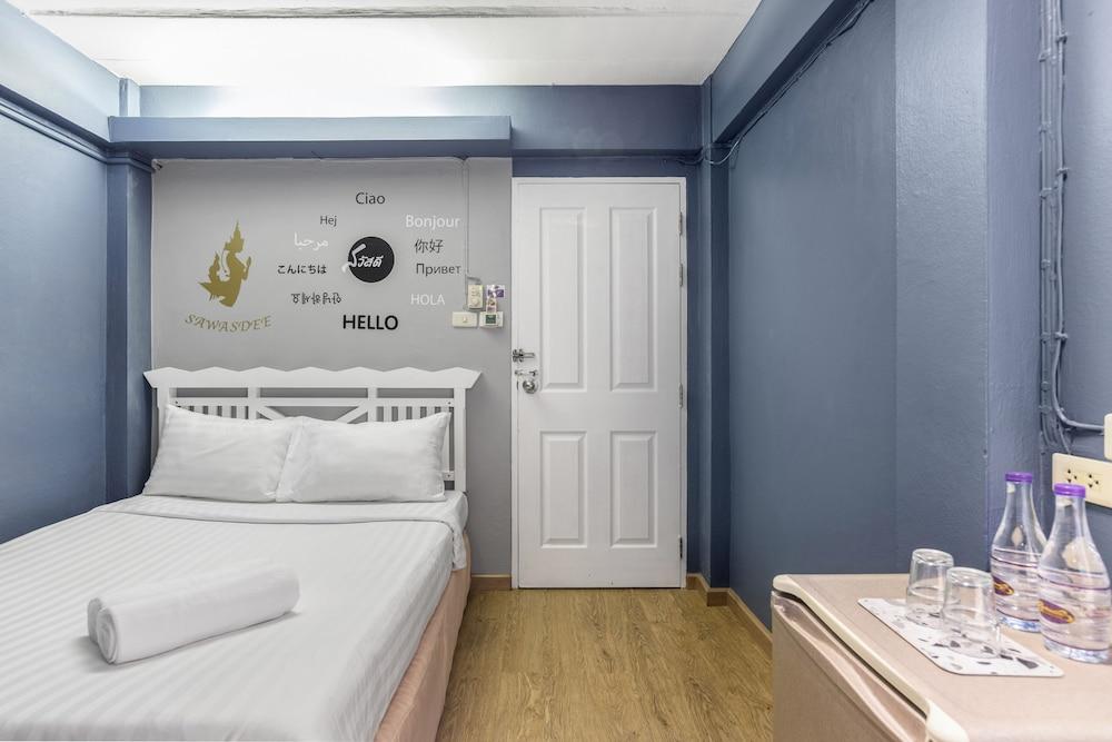 Sawasdee Khaosan Inn