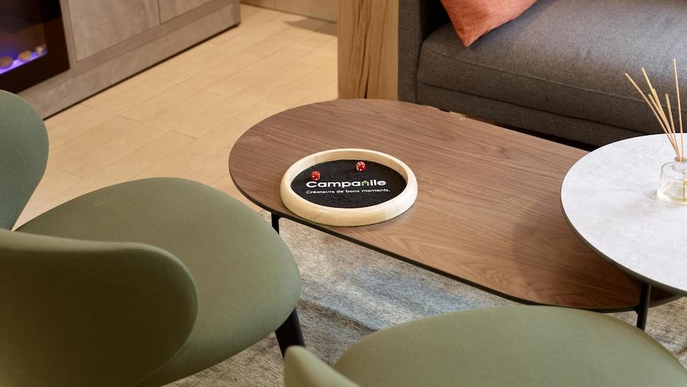 Campanile NATURE - Les Ulis