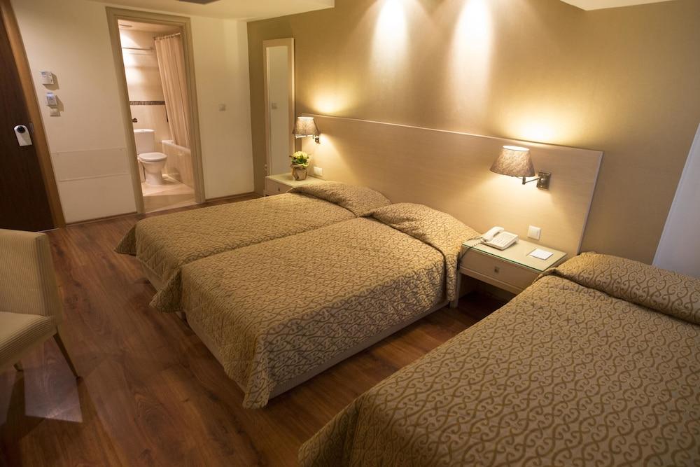 Davitel Tobacco Hotel