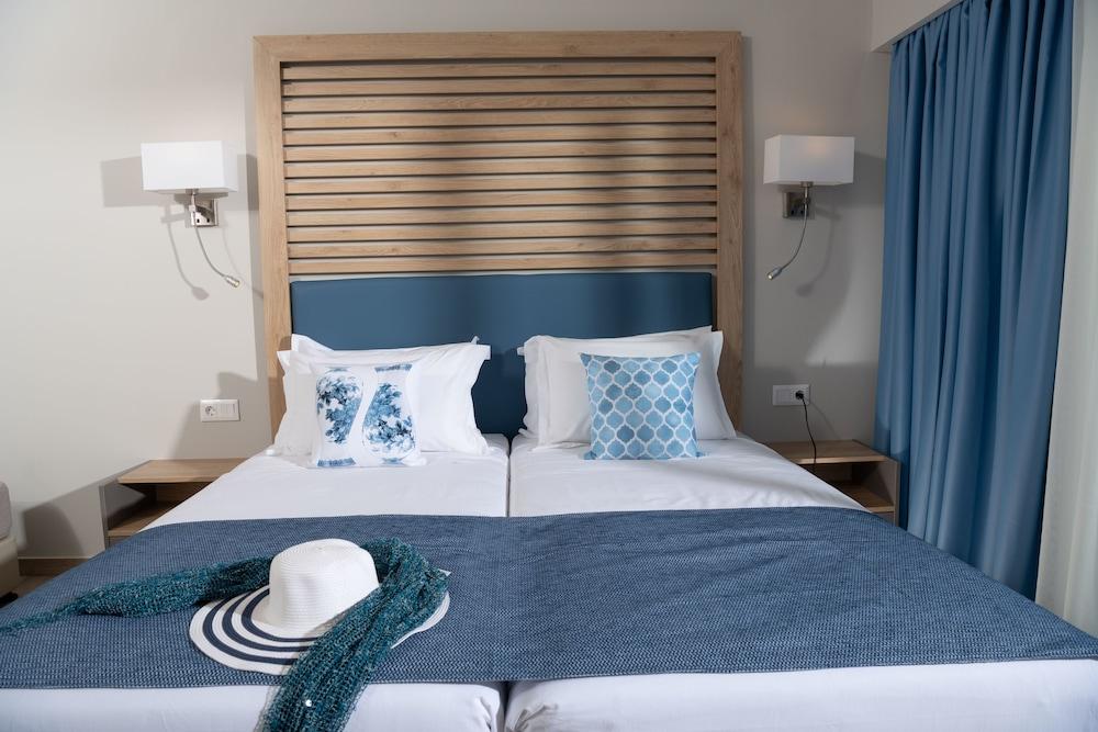 Elounda Breeze Resort - All Inclusive