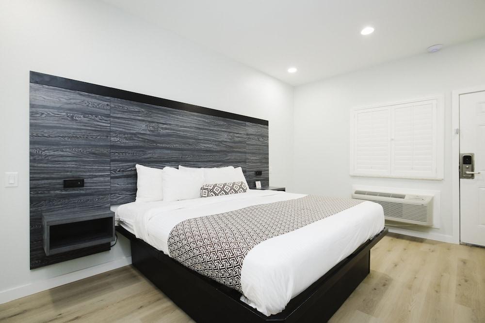 Sapphire Inn and Suites