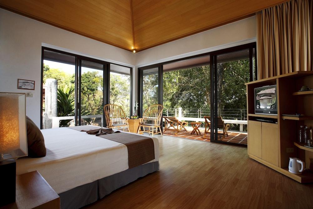 Baan Krating Phuket Resort