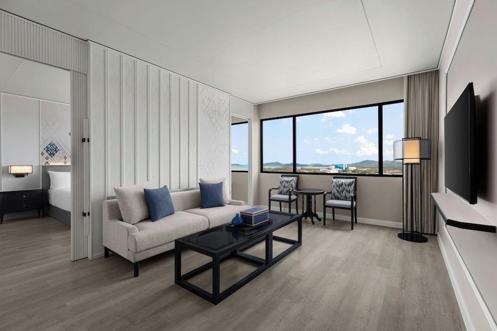 Courtyard by Marriott Phuket Town