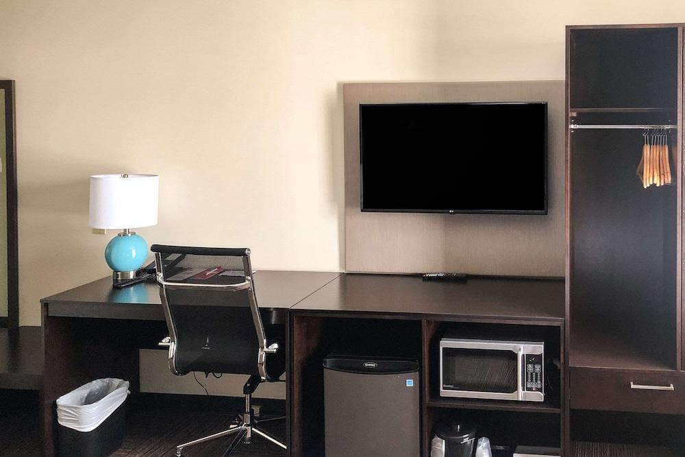 Sleep Inn & Suites Quebec City East