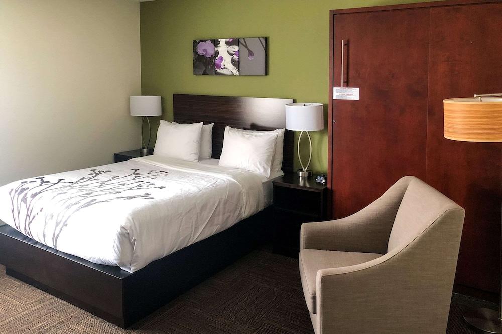 Sleep Inn & Suites Quebec City East