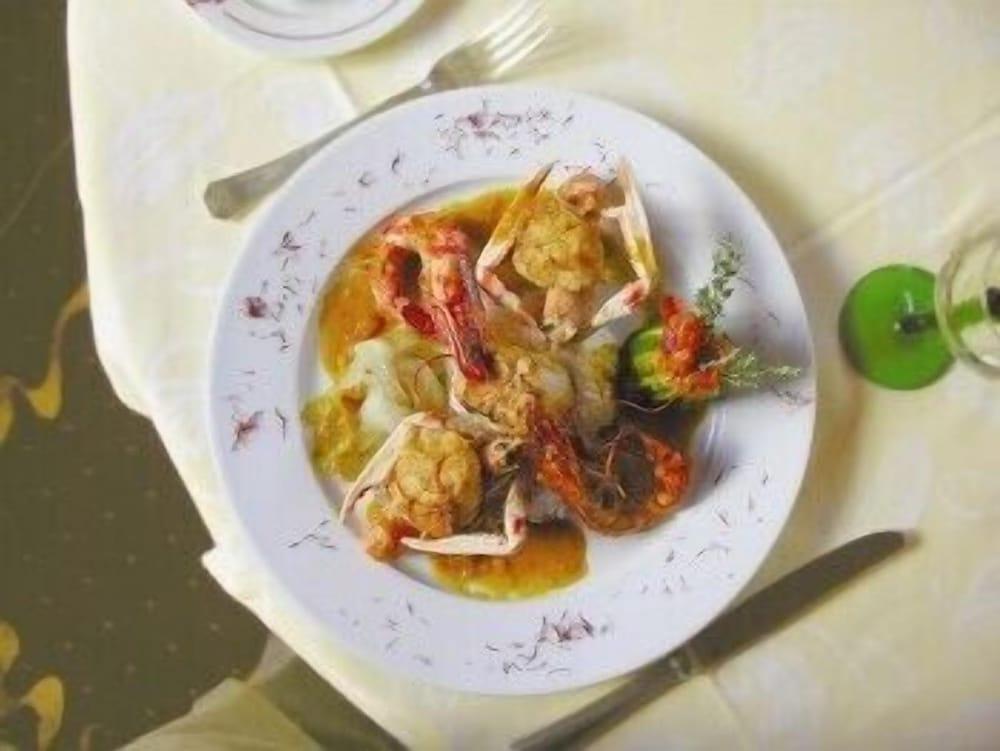 Le Manoir De La Forêt