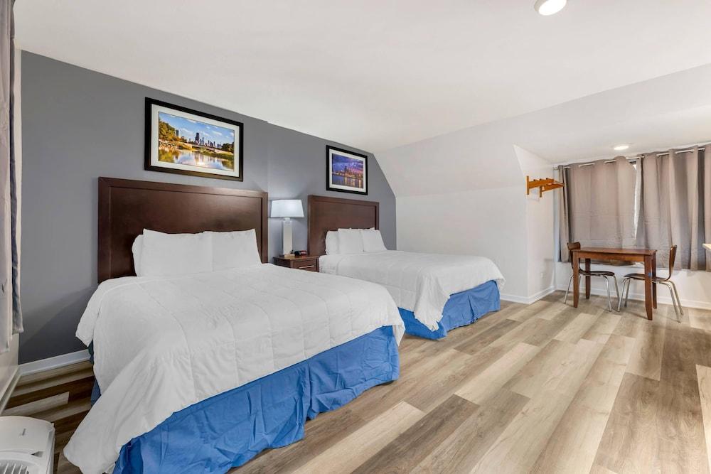 Rodeway Inn Lyons - La Grange