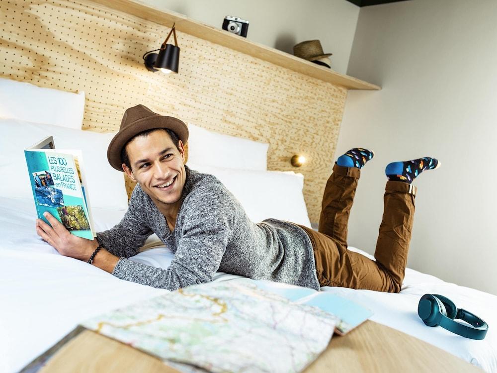 ibis Styles Lyon Meyzieu Arena Stadium