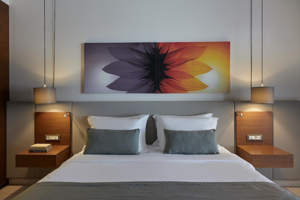 Atlantica Kalliston Resort - Adults Only