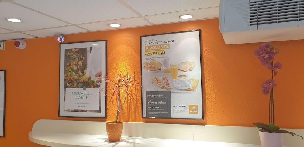 Premiere Classe Besancon - Ecole Valentin