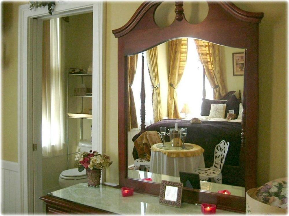 Coastal Dreams Bed & Breakfast