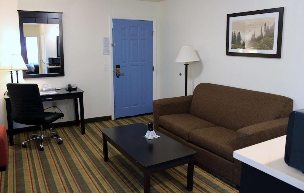 Best Western Visalia Hotel