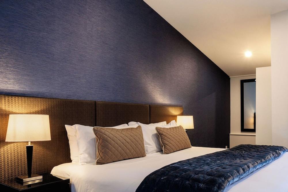 Gilmer Apartment Hotel