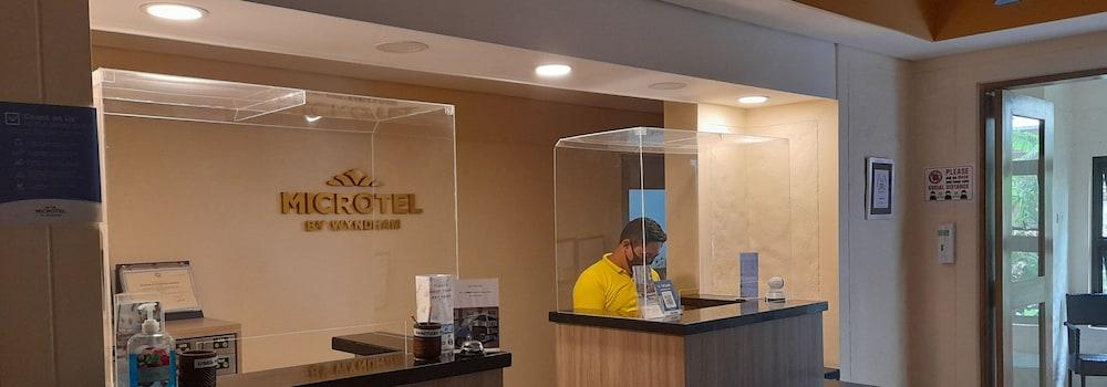 Microtel by Wyndham Boracay