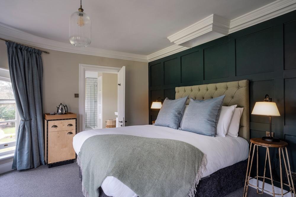 Warbrook House Heritage Hotel