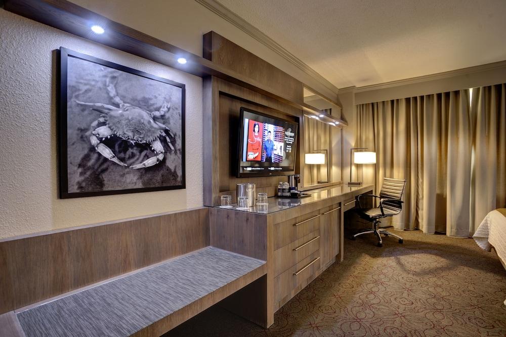 Palace Casino Resort