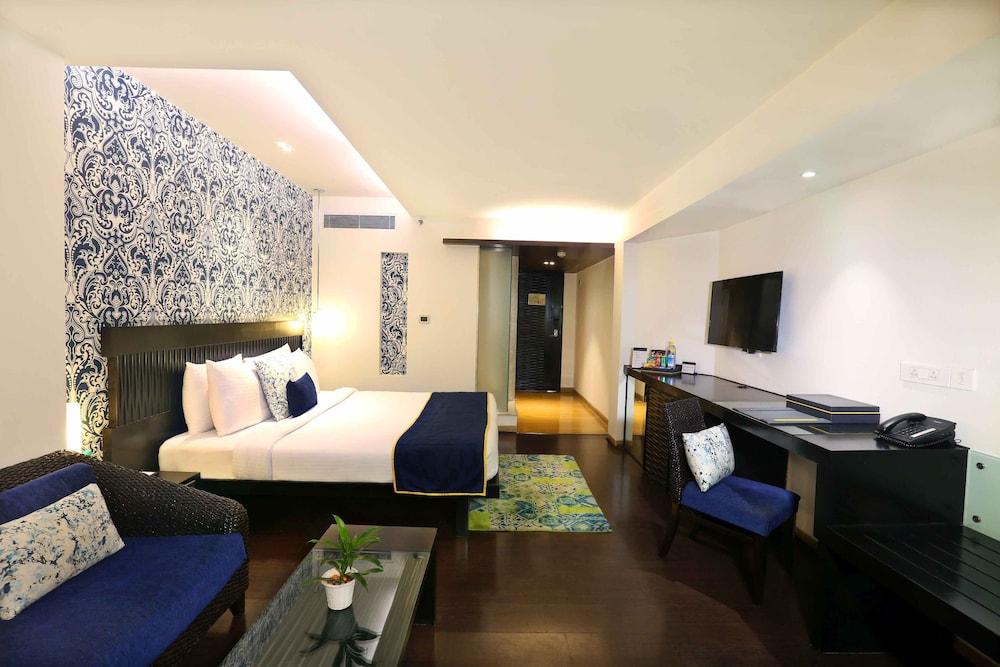 Mosaic Original, Noida