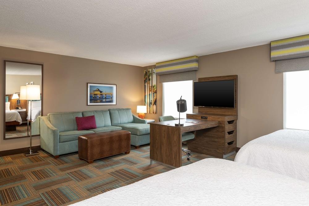 Hampton Inn & Suites Fort Myers - Colonial Blvd