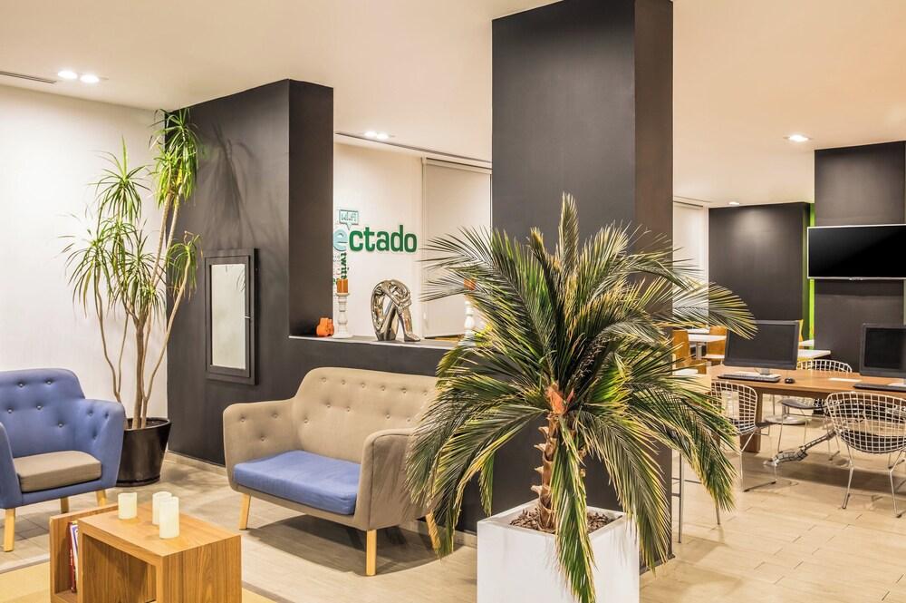 One Monterrey Aeropuerto