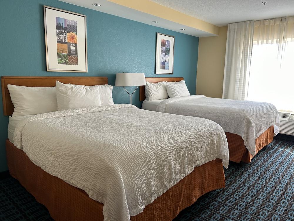 Fairfield Inn & Suites by Marriott Ames