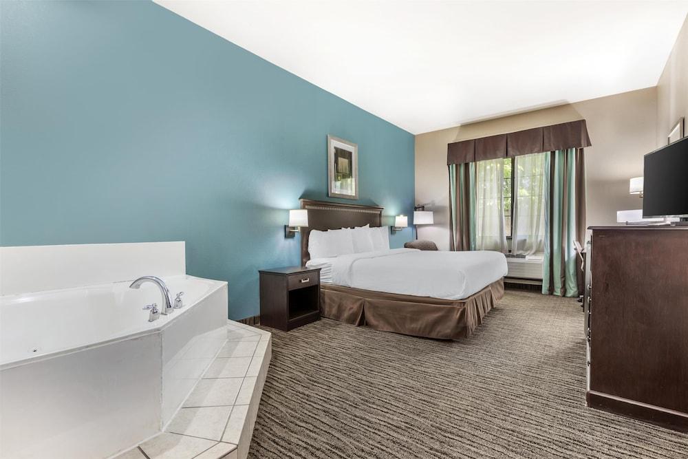 Best Western Mineola Inn