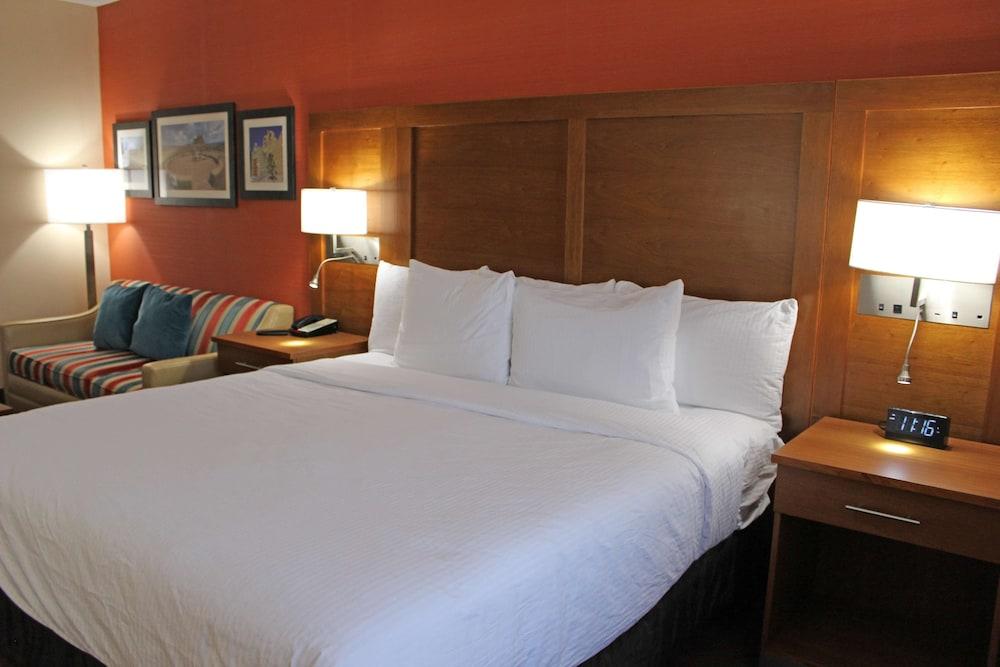 Best Western Cannon A.F.B.