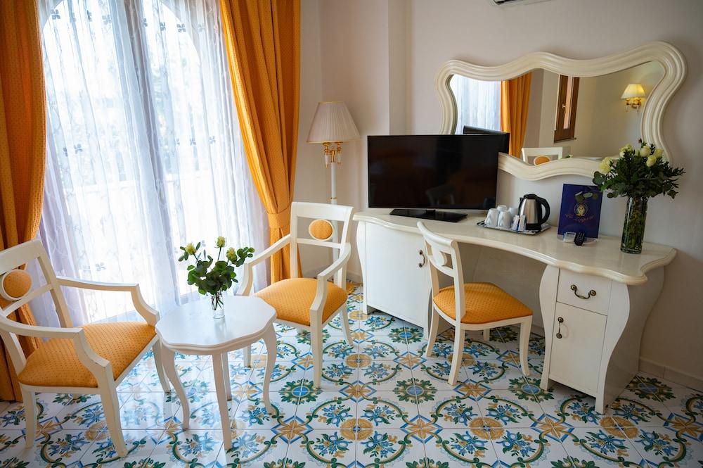 Villa Le Zagare Relais & SPA