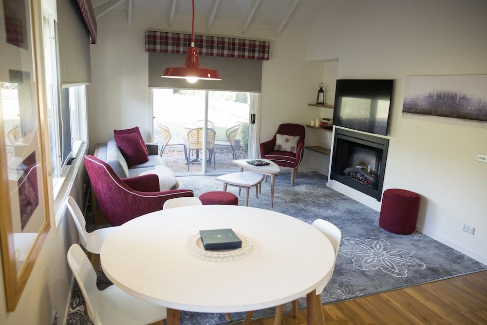 The Sebel Pinnacle Valley Resort