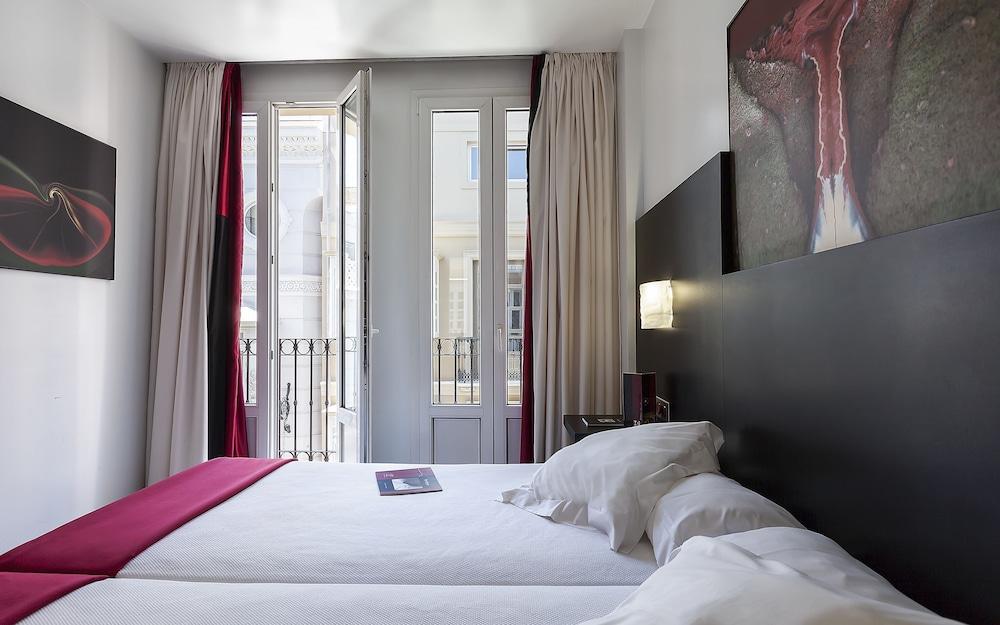 Hotel del Pintor Historical Center, by Hoteles con Cultura