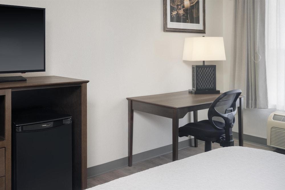 Best Western Plus Frontier Inn