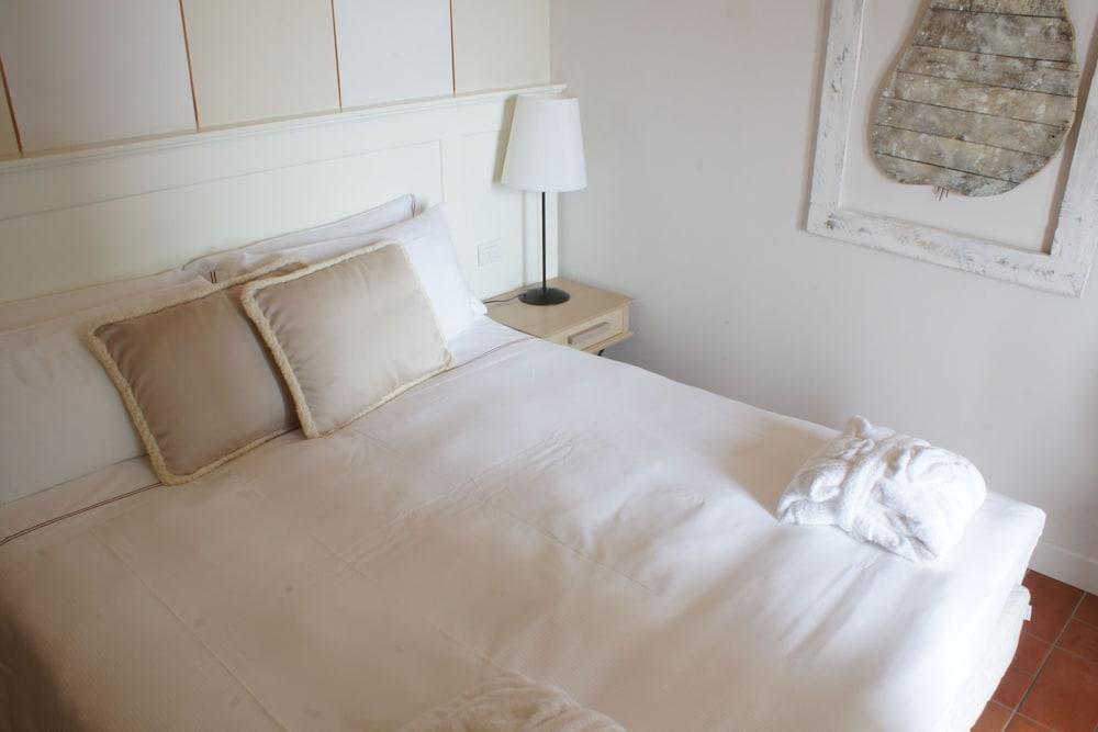 Saturnia Tuscany Hotel