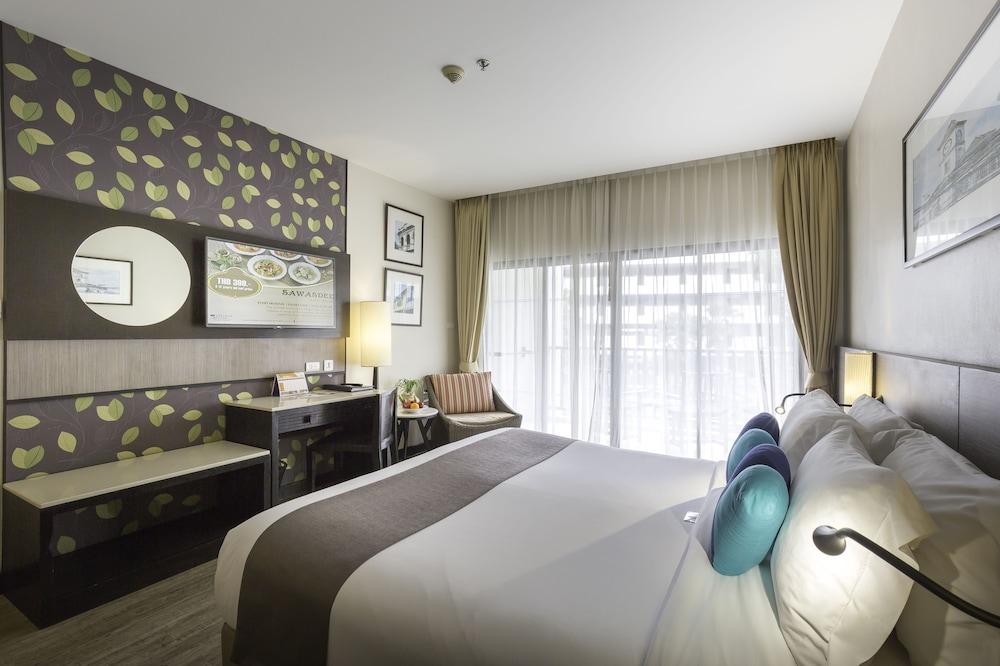 Deevana Plaza Phuket