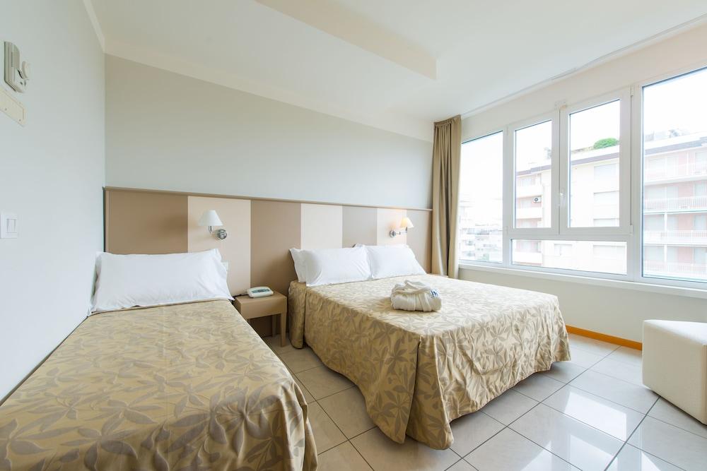 Hotel Cristallo Riccione