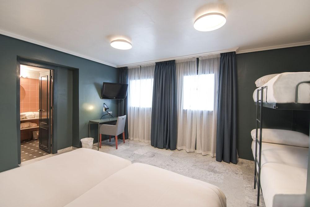 Petit Palace Puerta de Triana